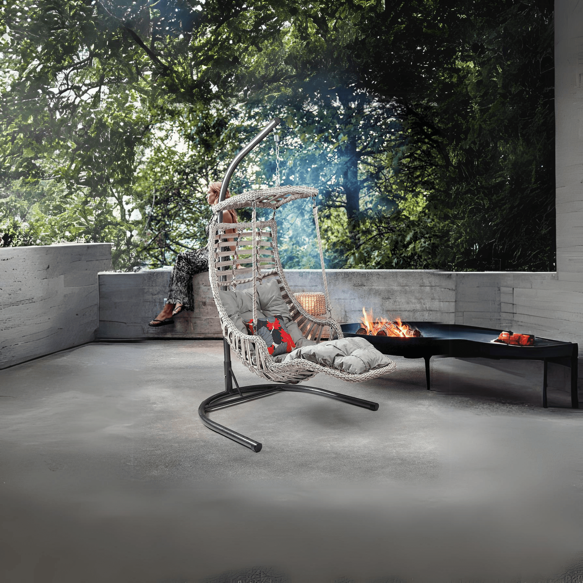 Alacati Plus Hängesessel mit Gestell – Handgefertigt, Rattan, Sonnendach & Fußablage
