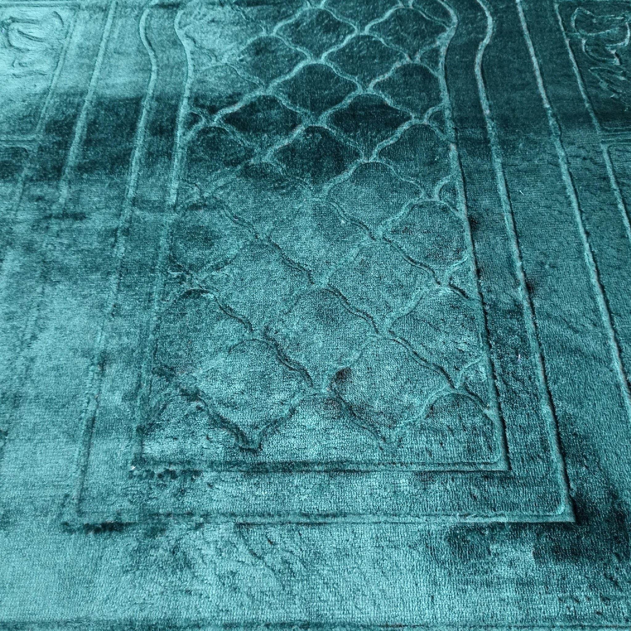 Hochwertiger Gebetsteppich – Rutschfest, Waschbar & Weich | Teppich für Männer, Frauen & Kinder