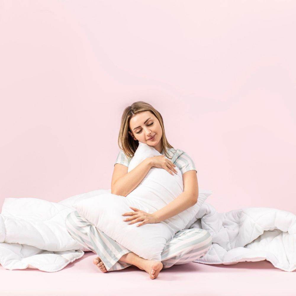 Kopfkissen, Oeko-TEX Zertifiziert Kissen, mit 100% Mikrofaser-Füllung, Waschmaschinengeeignet Schlafkissen