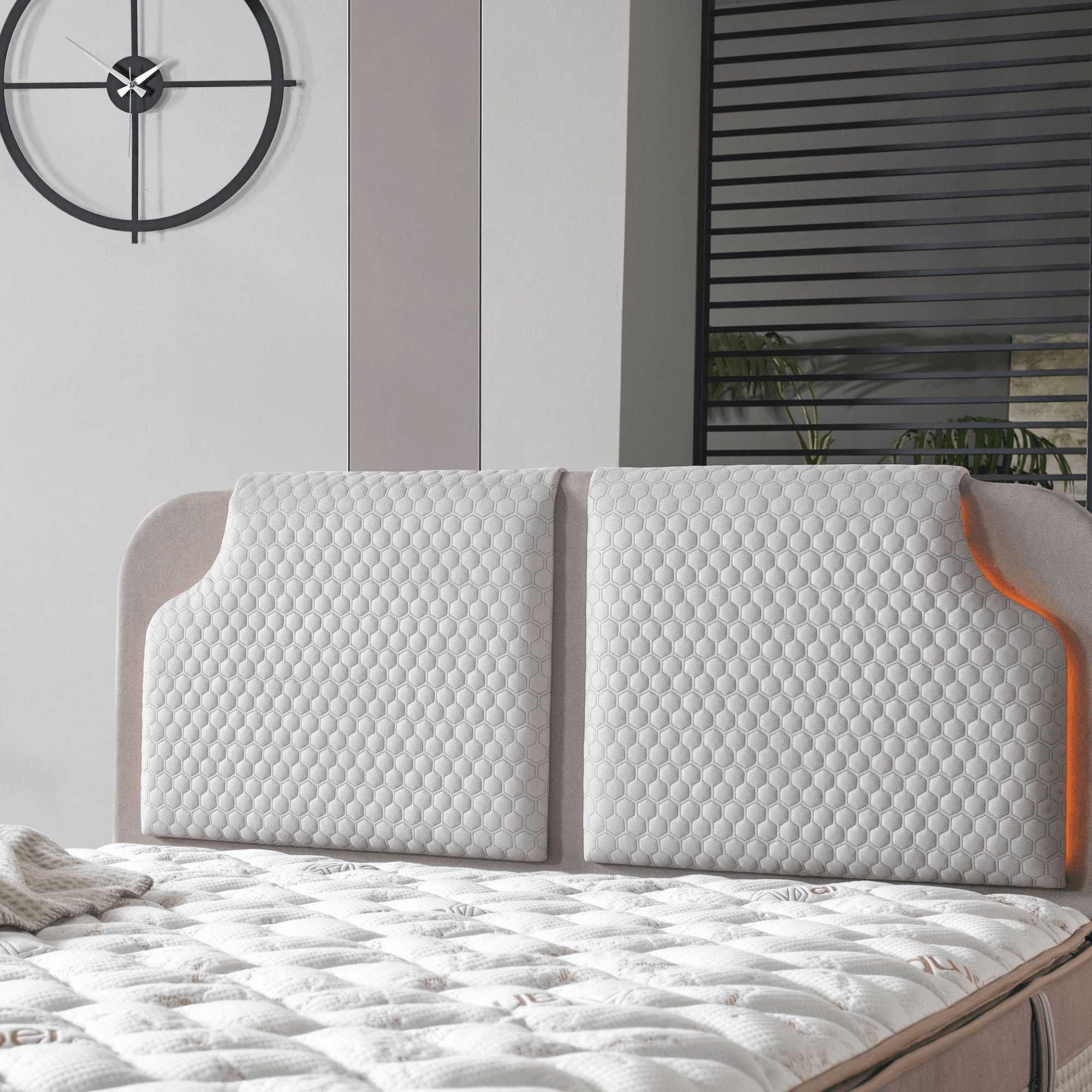 Armis Amber Boxspringbett Bett 160x200 mit Bettkasten und Matratze