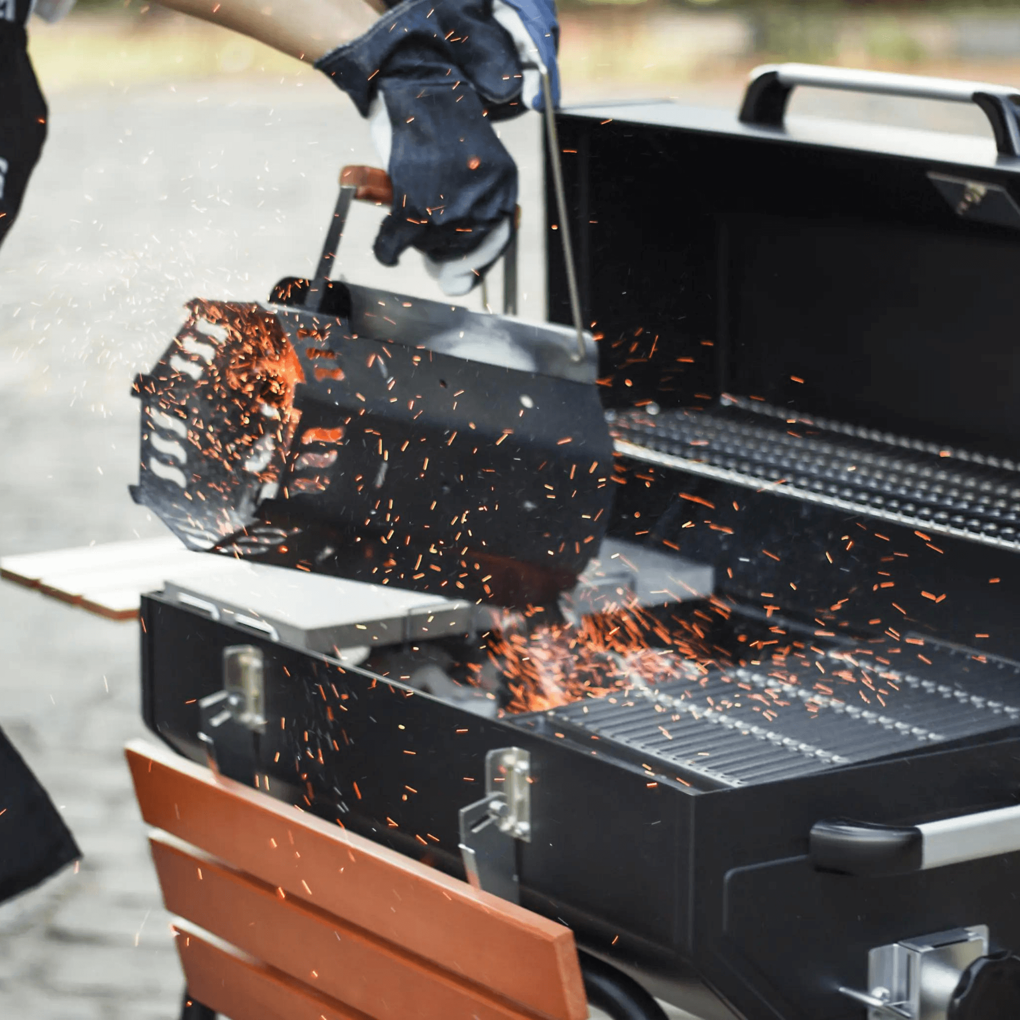 Guruss CG050 Holzkohlegr