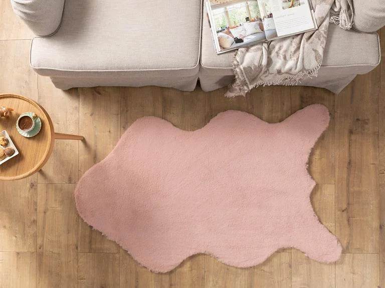 Kaninchenfellteppich Weich & Flauschig – 5 Farben, 2 Größen | Waschbar & Rutschfest