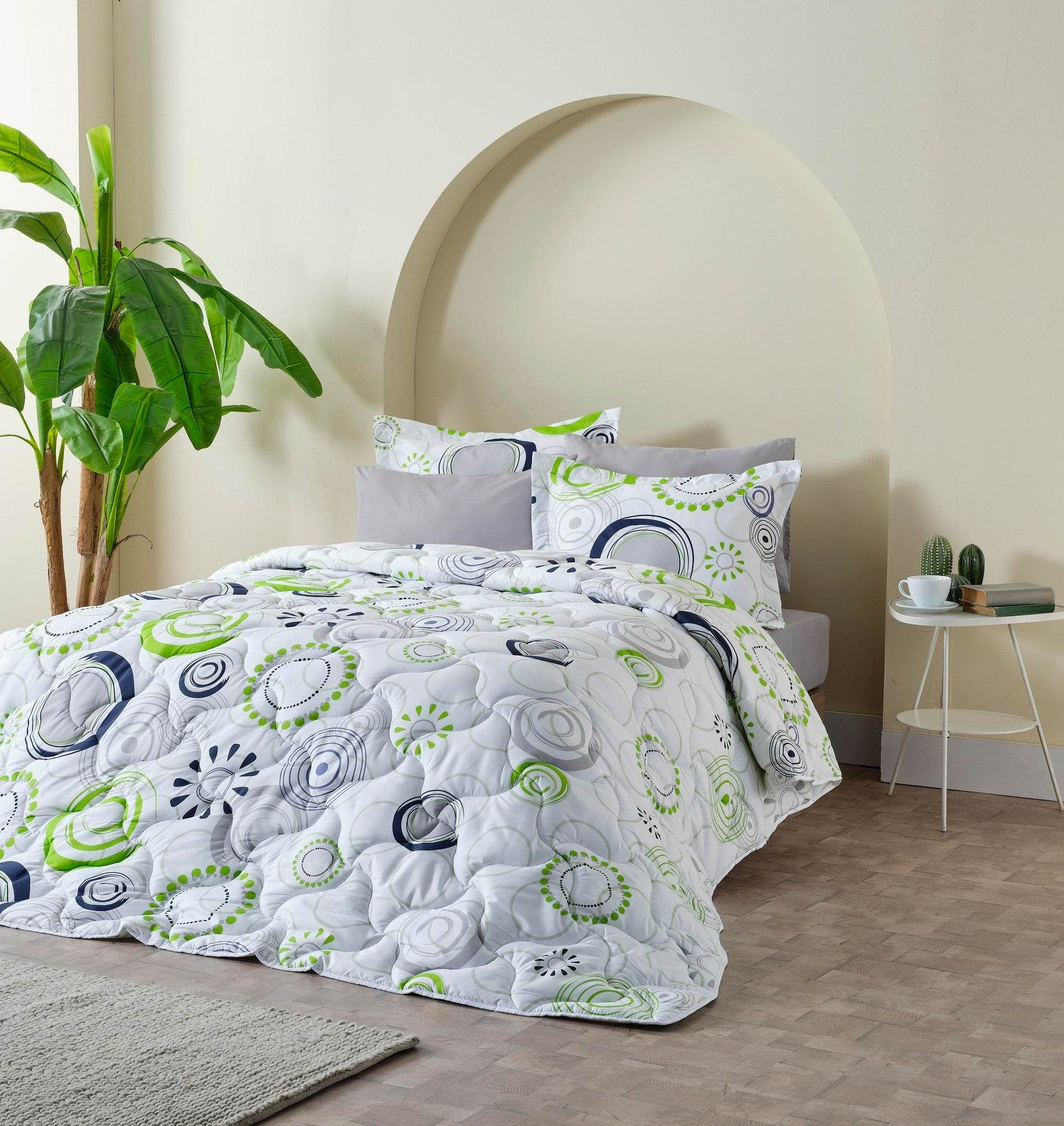 Moln Microfaser Ganzjahresdecke Antistress Steppdecke | 155x215 & 195x215 cm, Allergikerfreundlich, 7 Designs