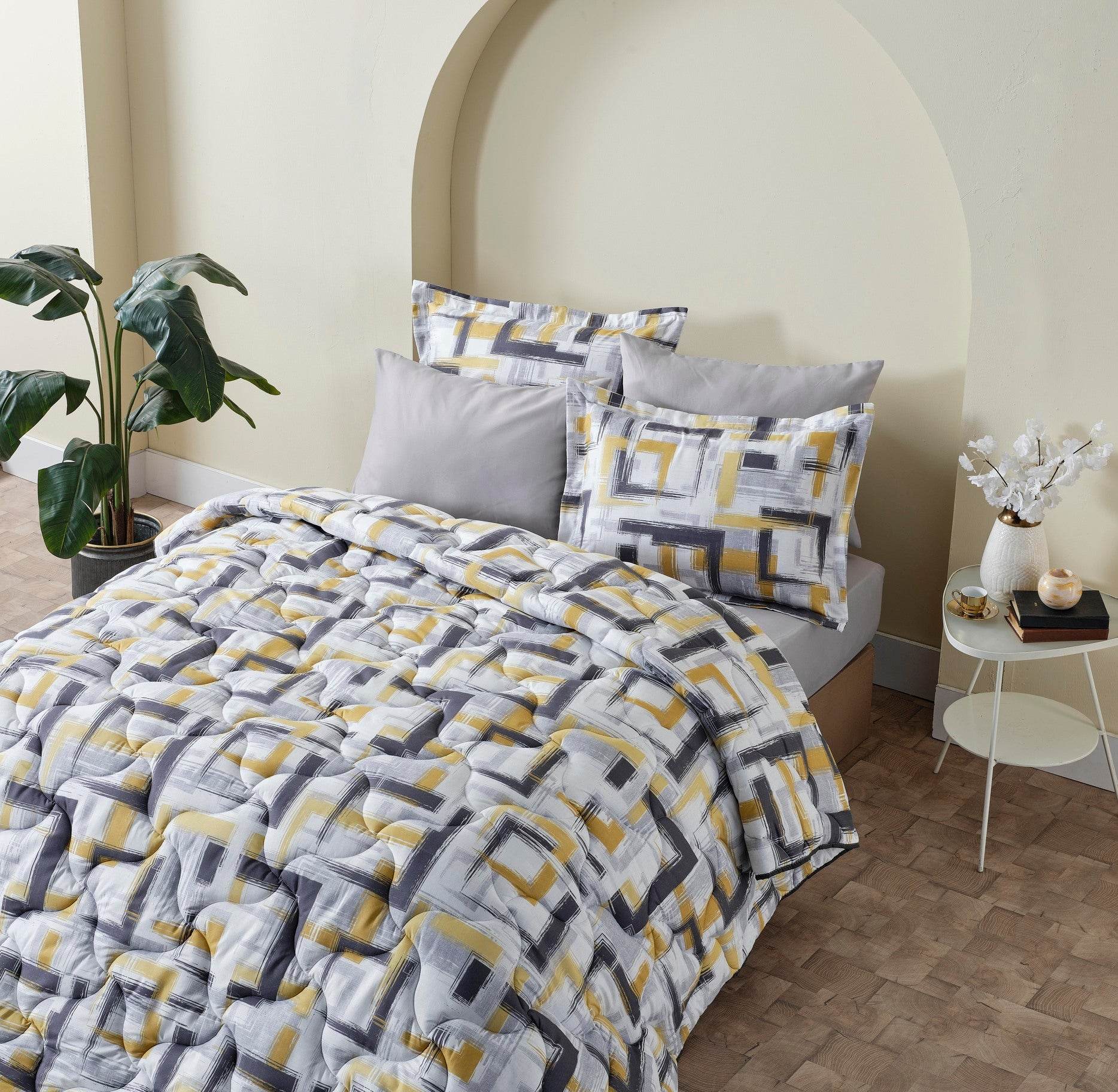 Moln Microfaser Ganzjahresdecke Antistress Steppdecke | 155x215 & 195x215 cm, Allergikerfreundlich, 7 Designs