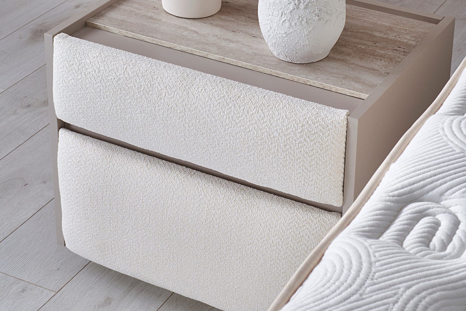 Bohemela Matratze mit Komfortoberfläche und Premium-Steppung