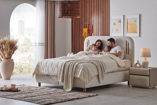 Nahaufnahme der Matratzenoberfläche mit weichem Textilgefühl