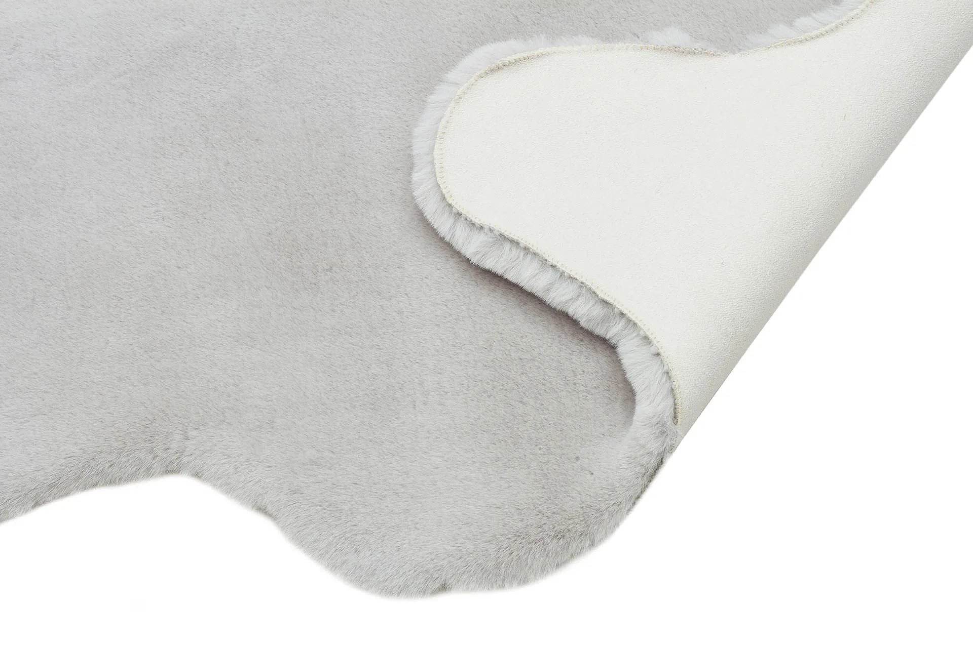 Kaninchenfellteppich Weich & Flauschig – 5 Farben, 2 Größen | Waschbar & Rutschfest