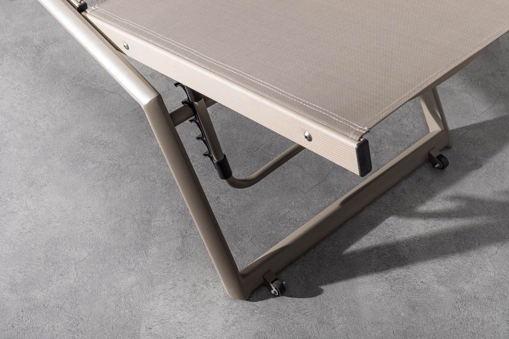 Gowoll Vegas Anthrazit Gartenliege mit Rollen Klappbar Wetterfest