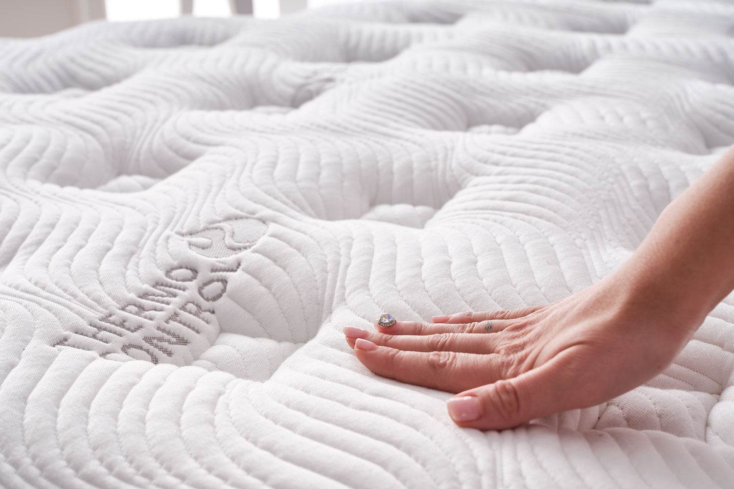 Bambi Taschenfederkernmatratze 7-Zonen | 29 cm Höhe | H3 Härtegrad | Thermo Control & Klimaregulierend | Orthopädische Matratze 160x200 / 180x200