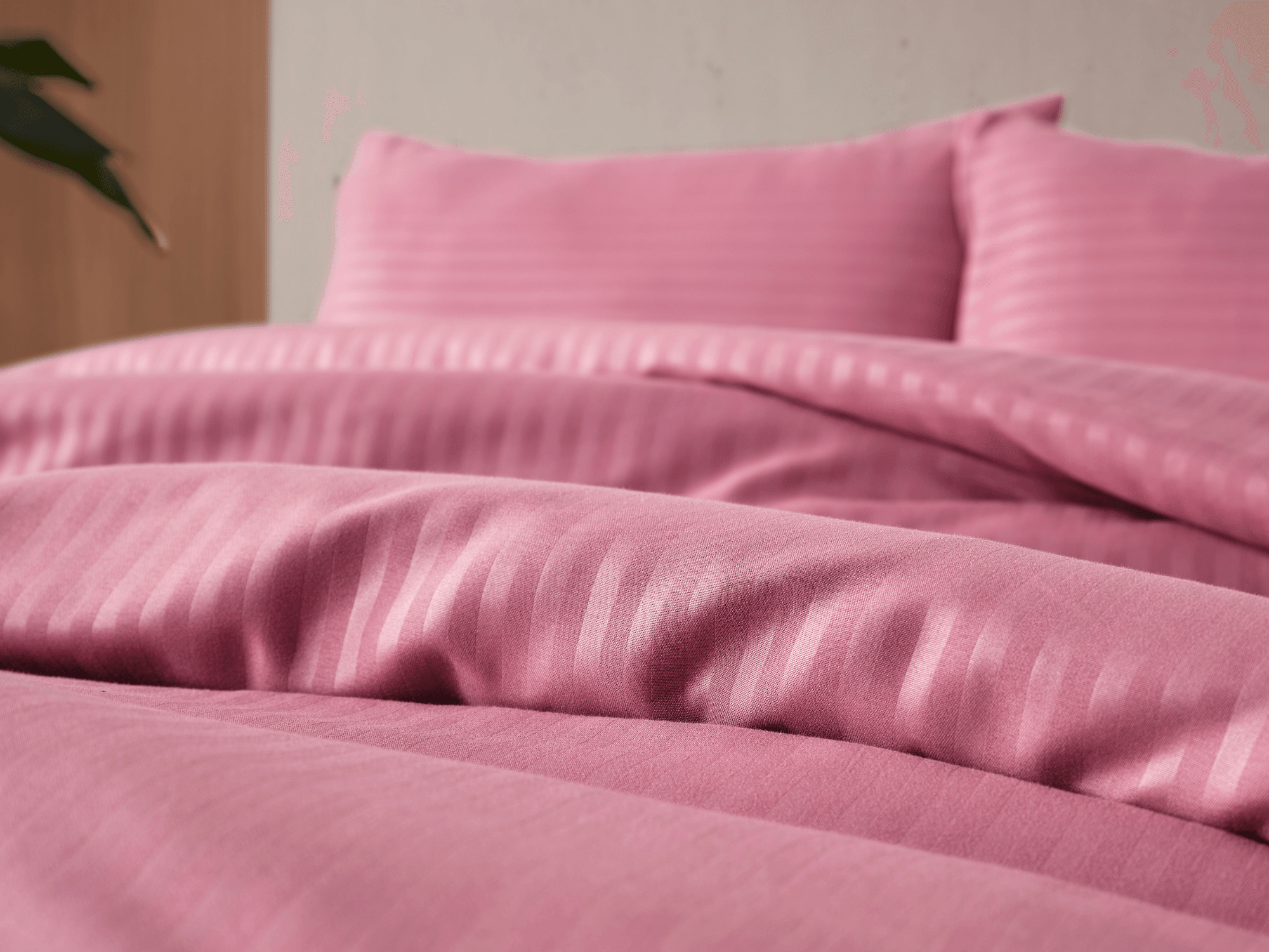 Gowoll Bettwäsche Set Rosé 200x220 | Mikrofaser 4-teiliges Satin-Bettset mit Spannbettlaken